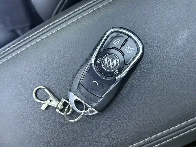 Buick Verano — миниатюра 18