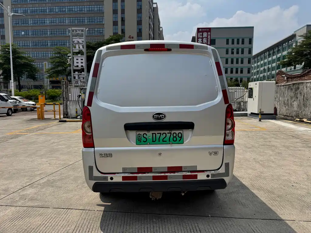 BYD 比亚迪V3 — миниатюра 6