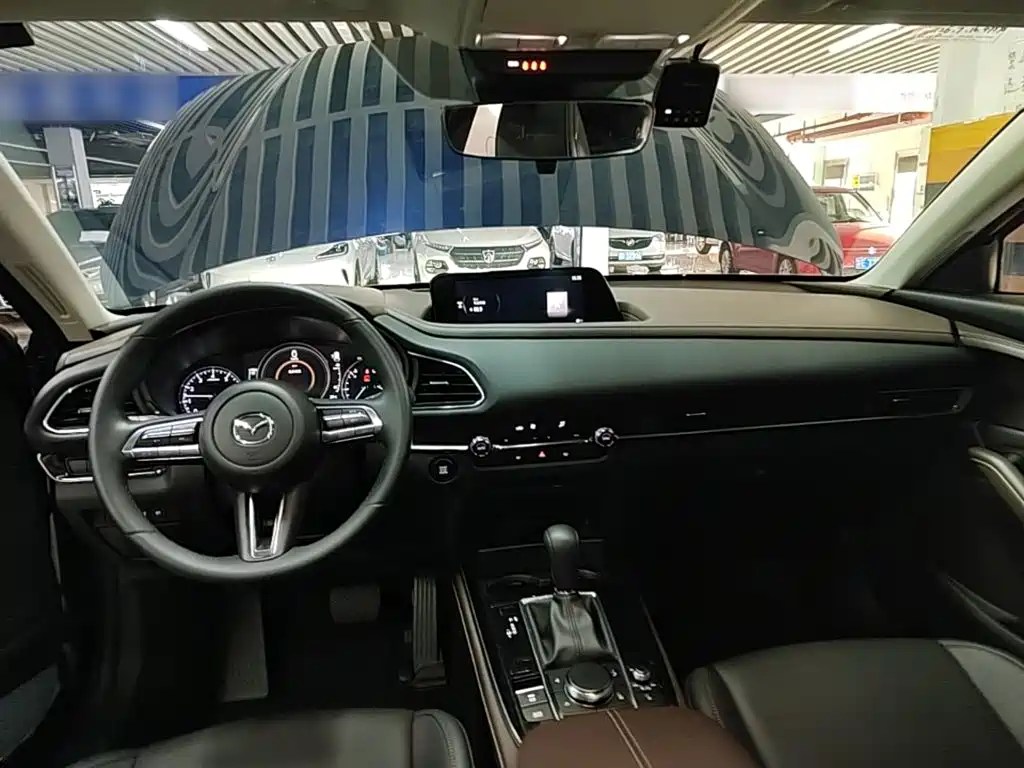 Mazda CX-30 — миниатюра 10