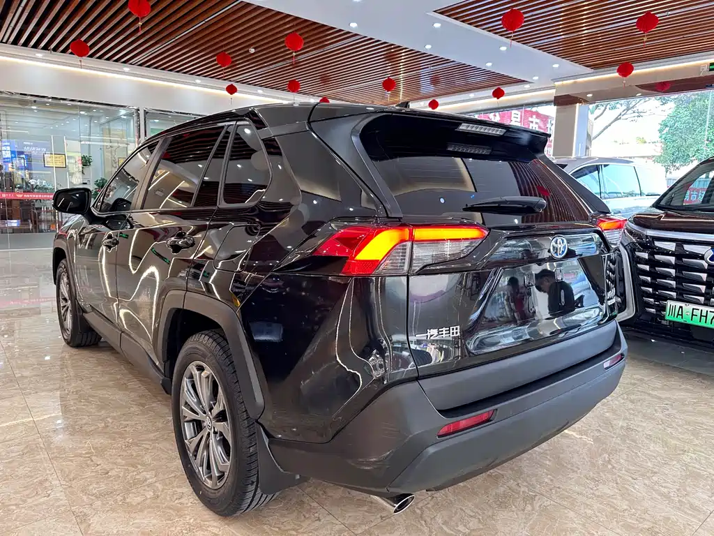 TOYOTA RAV4 RONGFANG