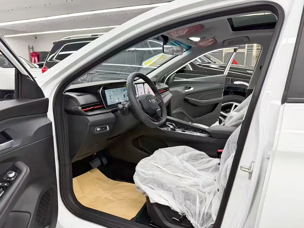 Geely Binrui — миниатюра 7