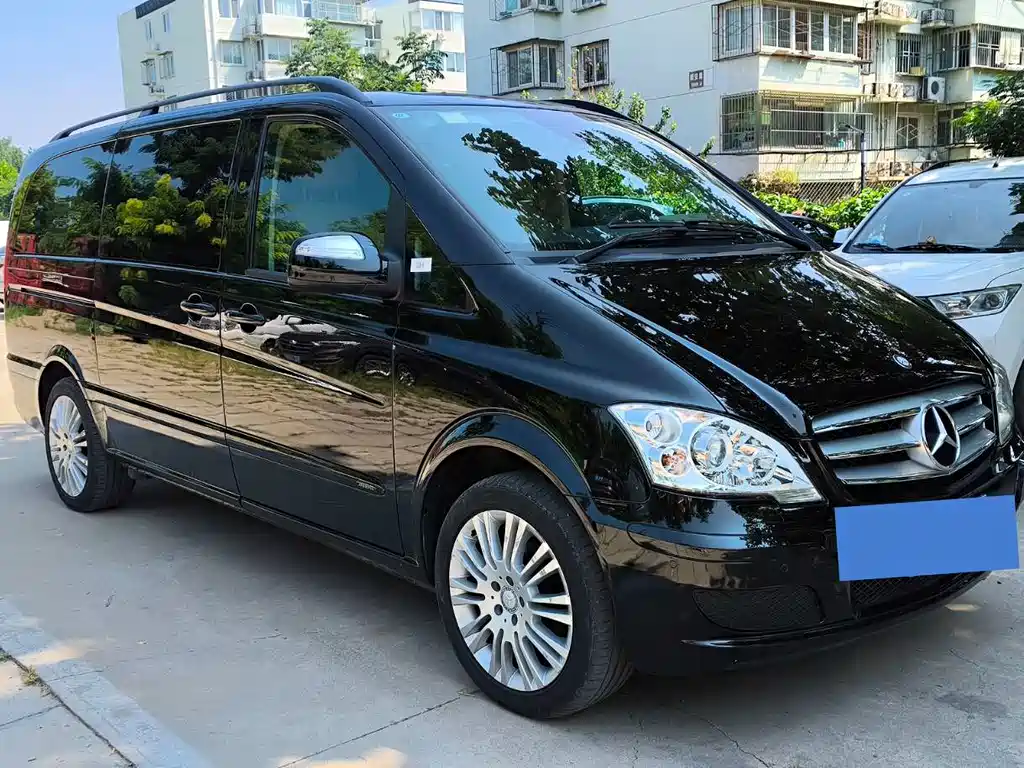 Mercedes-Benz Viano — миниатюра 2