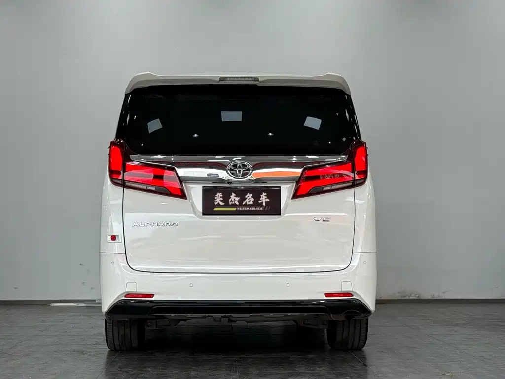Toyota Alphard — фотографии объявления, Фото 8