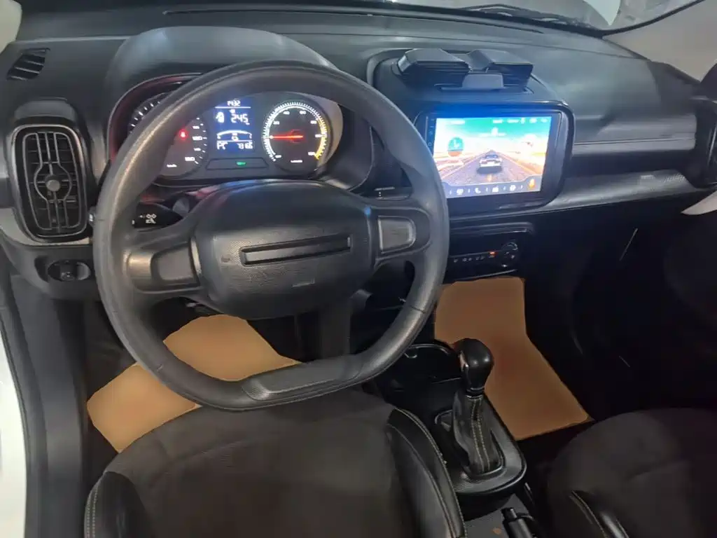 Roewe Clever — миниатюра 10
