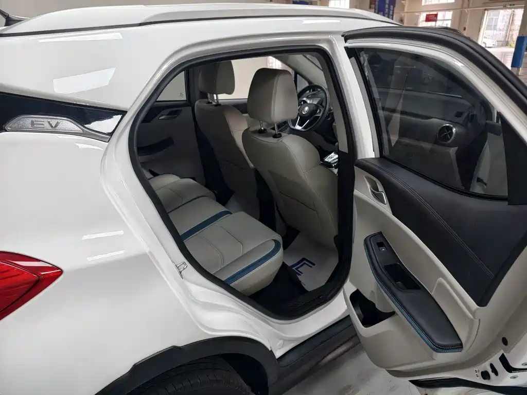 BYD Yuan Pro — миниатюра 18