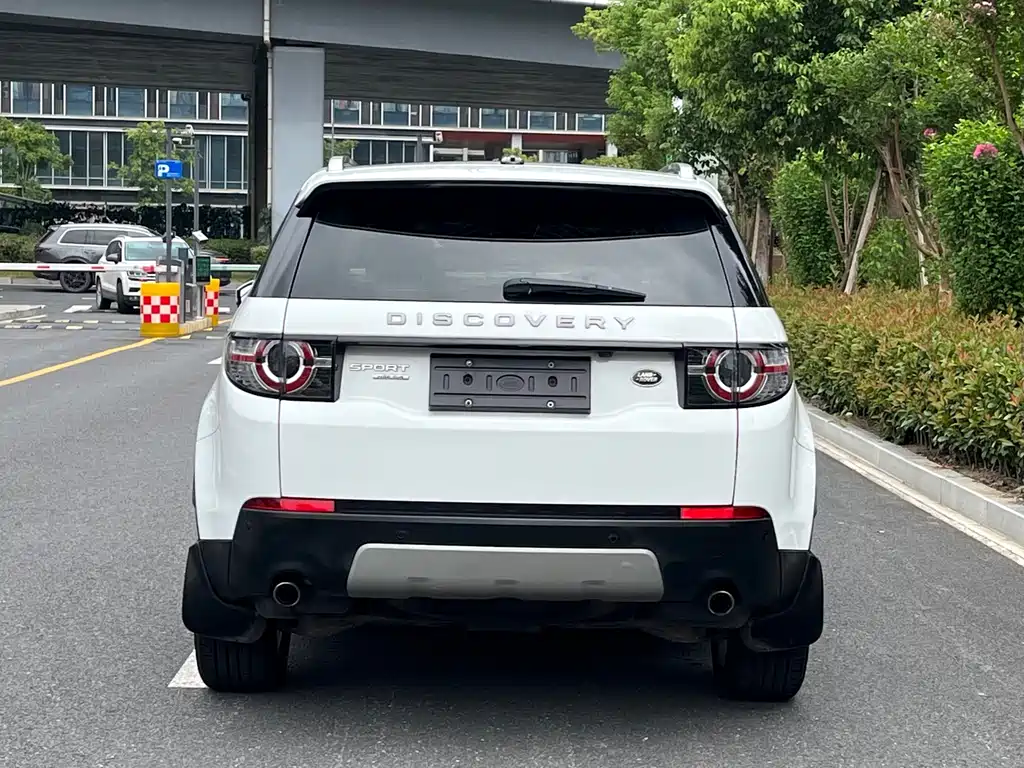 Land Rover Discovery Sport — миниатюра 5