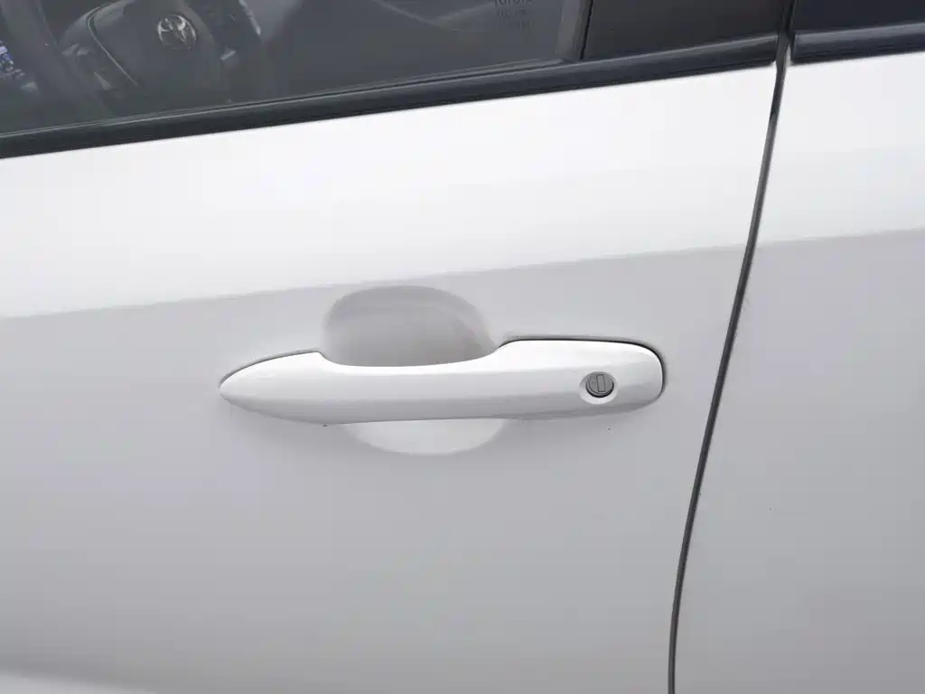 Toyota Corolla — миниатюра 18