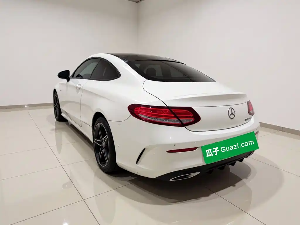 Mercedes-Benz C-Class (Import) — миниатюра 4
