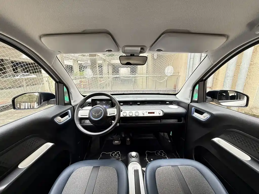 Wuling MINIEV — миниатюра 8