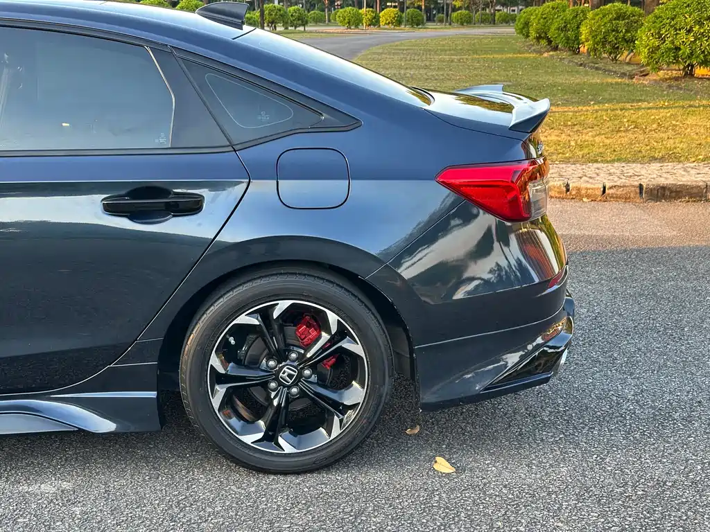 Honda Civic — миниатюра 13