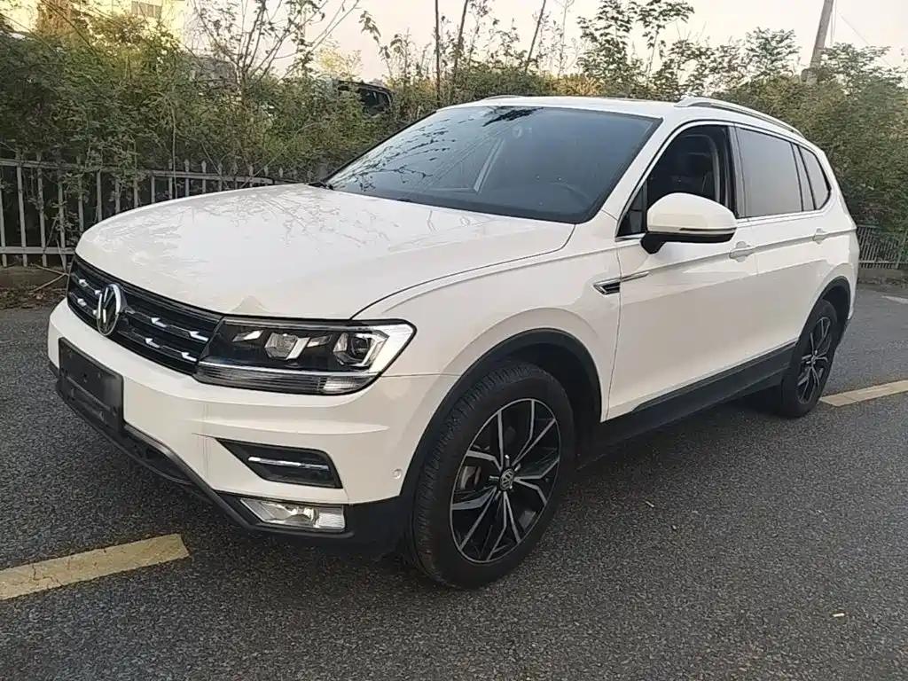 Volkswagen Tiguan L