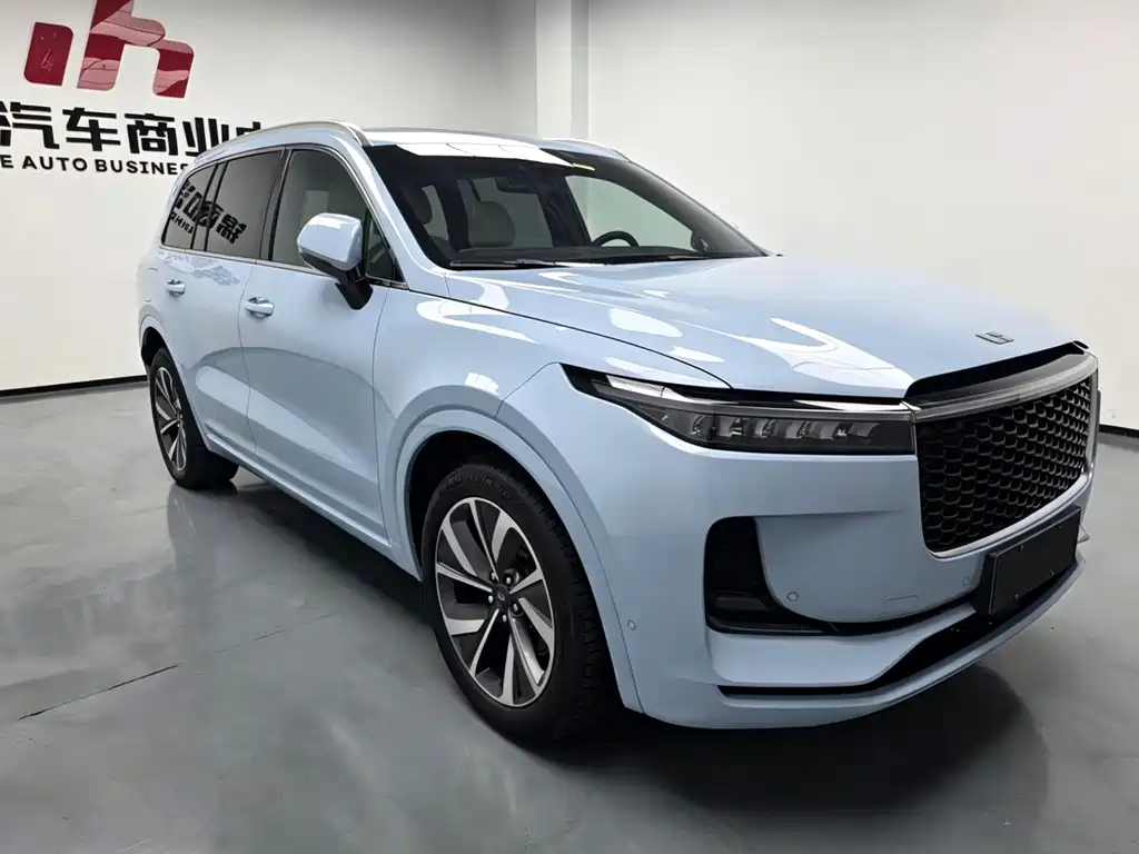 Li Auto Li ONE — миниатюра 2