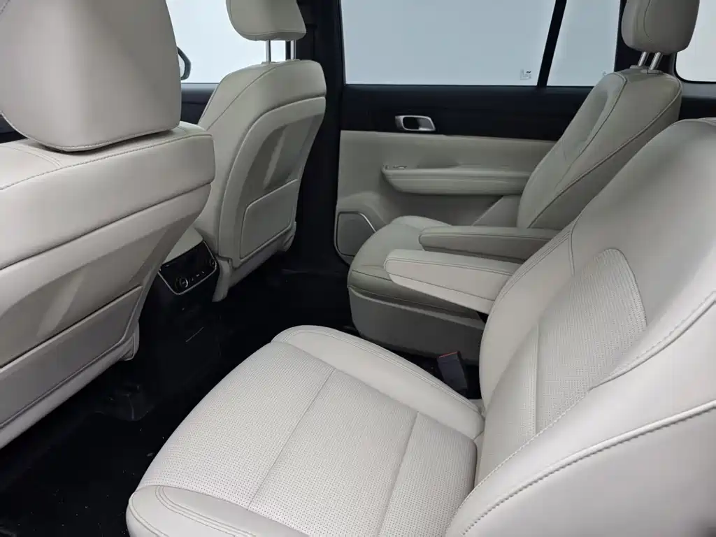 Li Auto Li ONE — миниатюра 5
