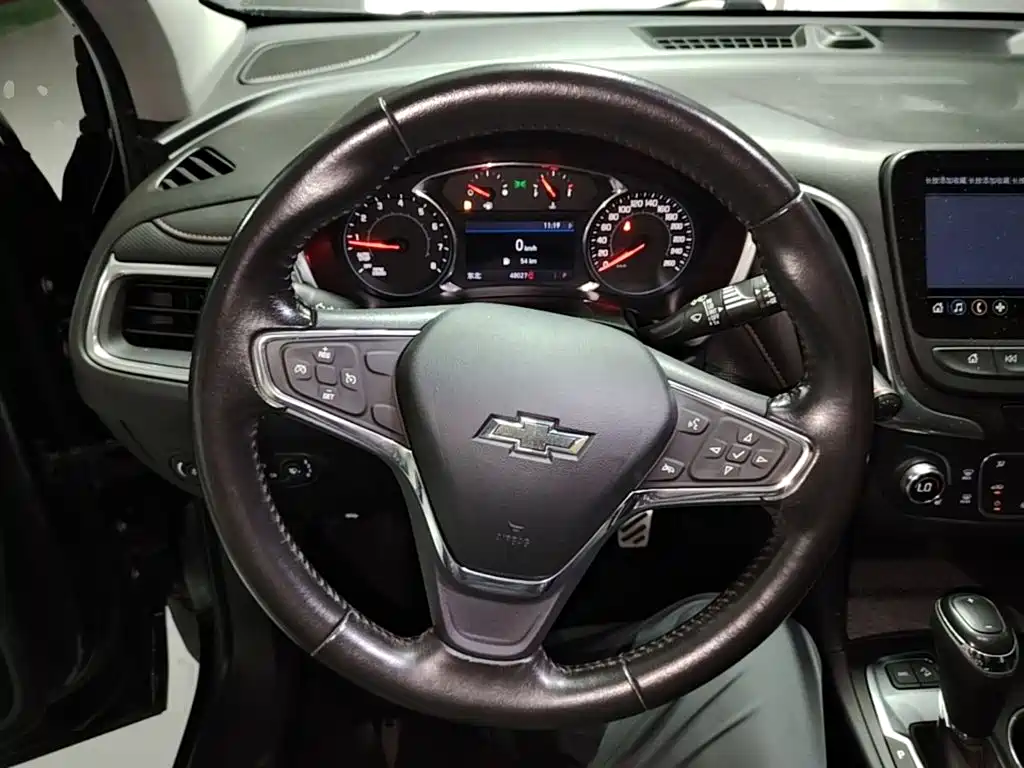 Chevrolet Equinox — миниатюра 11