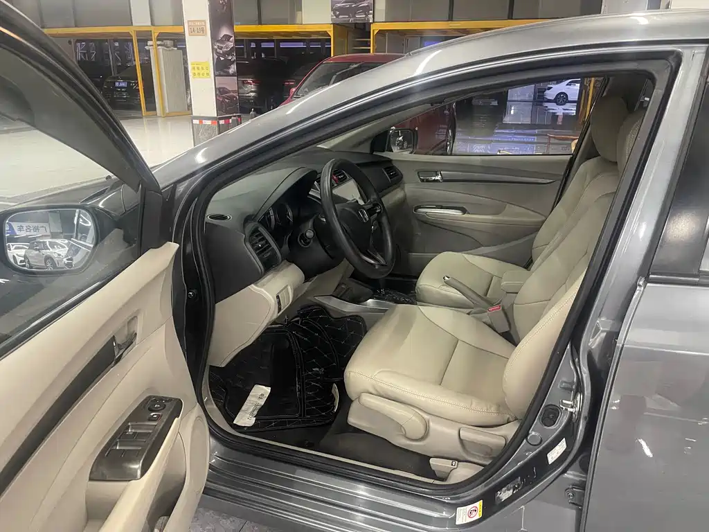 Honda City Classic — миниатюра 7