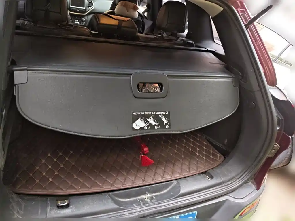 Jeep Cherokee — миниатюра 15