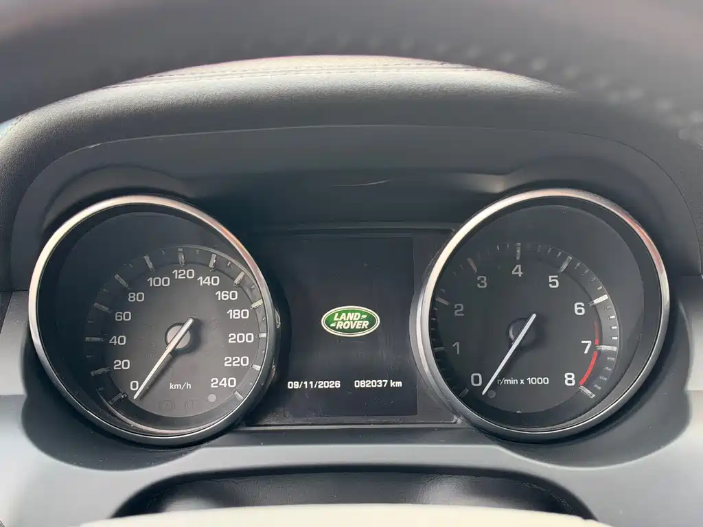 Land Rover Evoque (Import) — миниатюра 11
