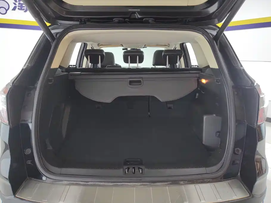 Ford Kuga — миниатюра 4