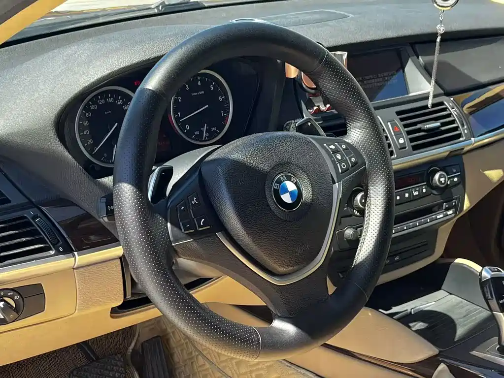 BMW X6 — миниатюра 14