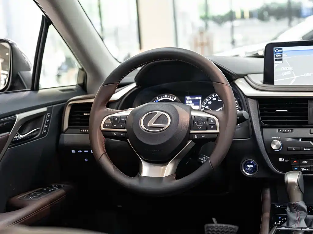 Lexus RX — миниатюра 15
