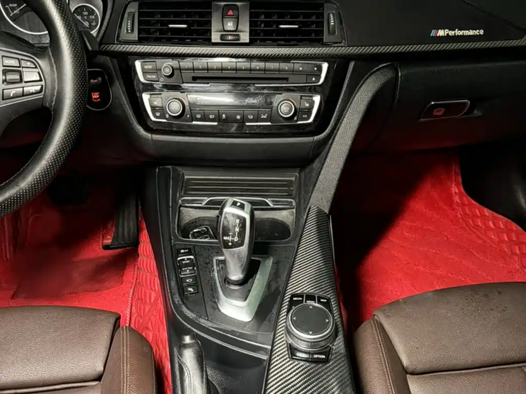 BMW 3 Series — миниатюра 8