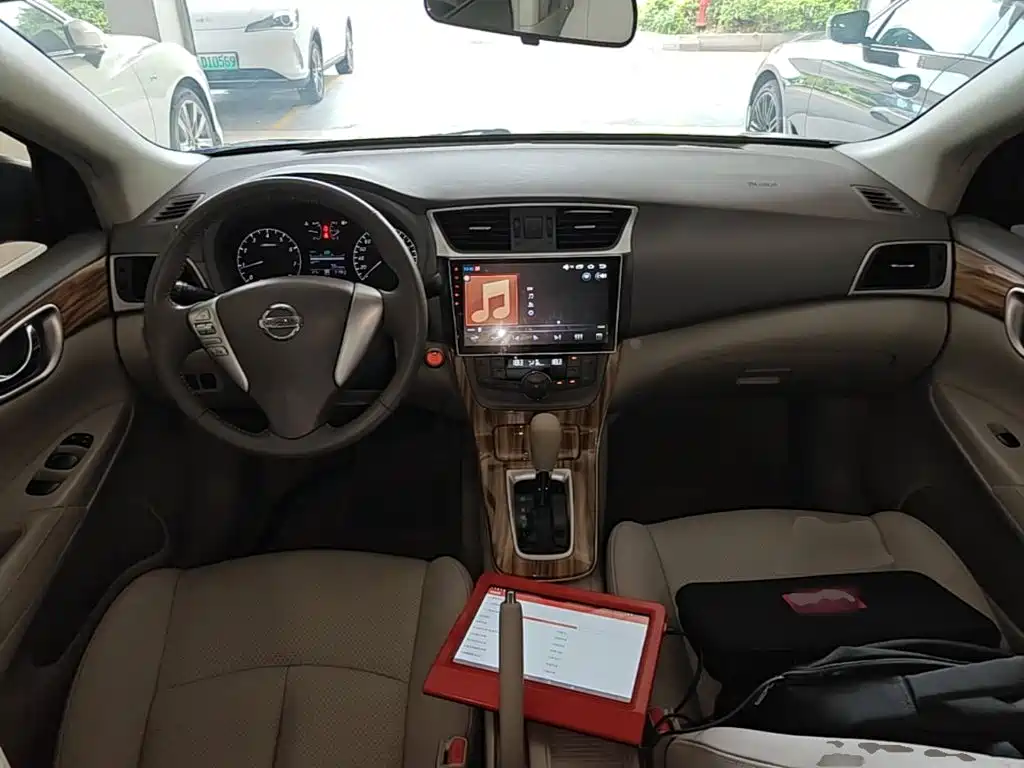 Nissan Sylphy — миниатюра 10