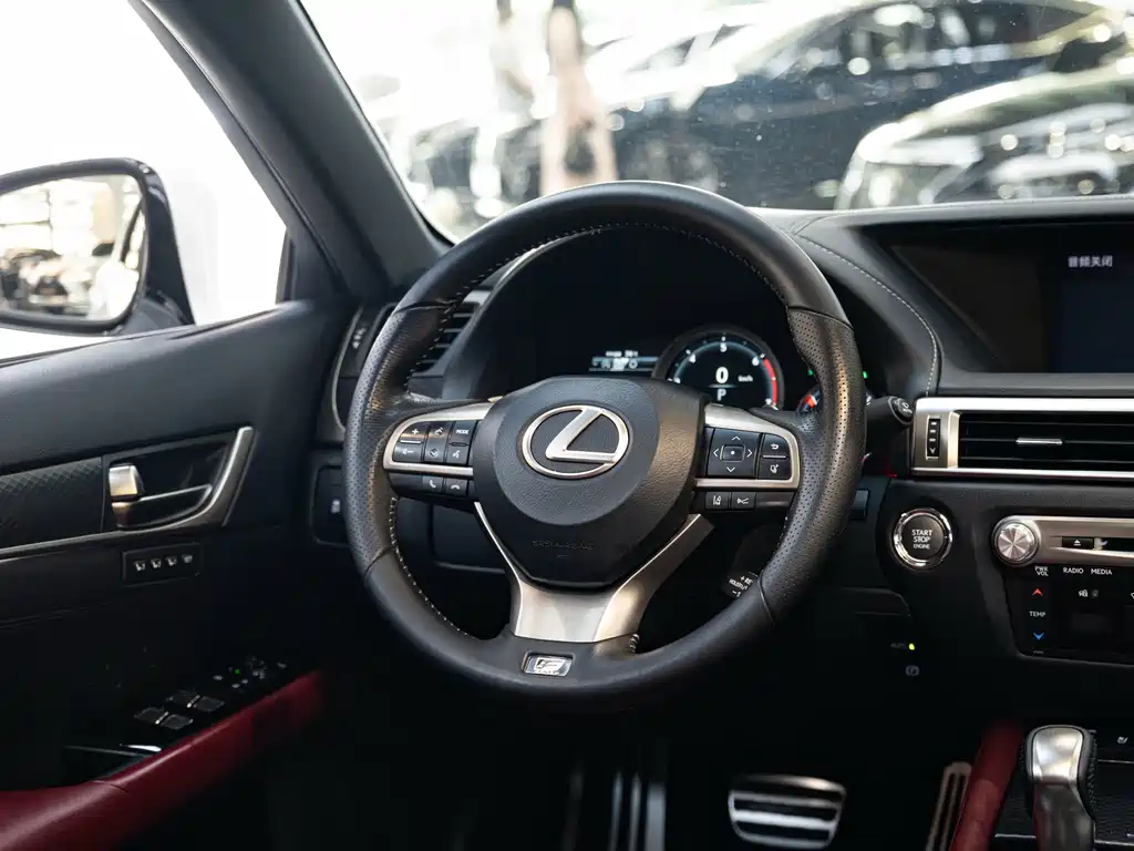 Lexus GS — миниатюра 14