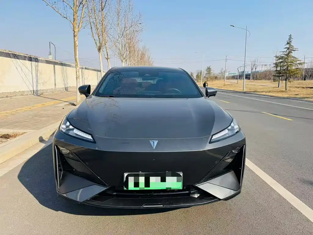 Changan Deepal DARK BLUE S07