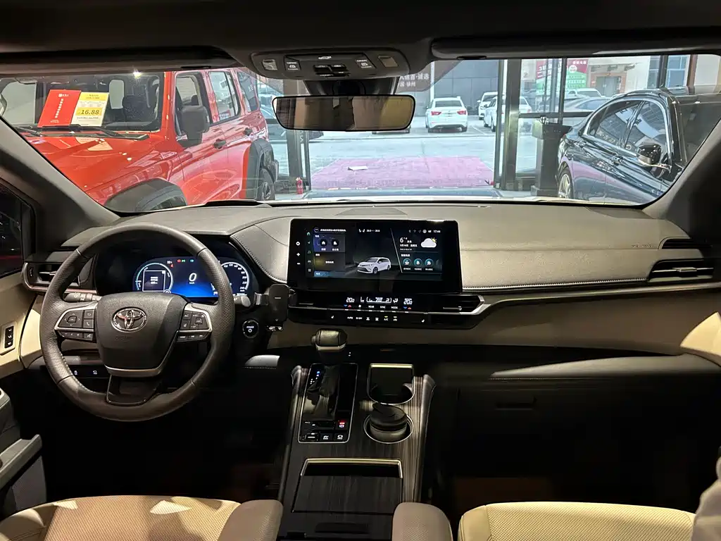 Toyota Granvia — миниатюра 21