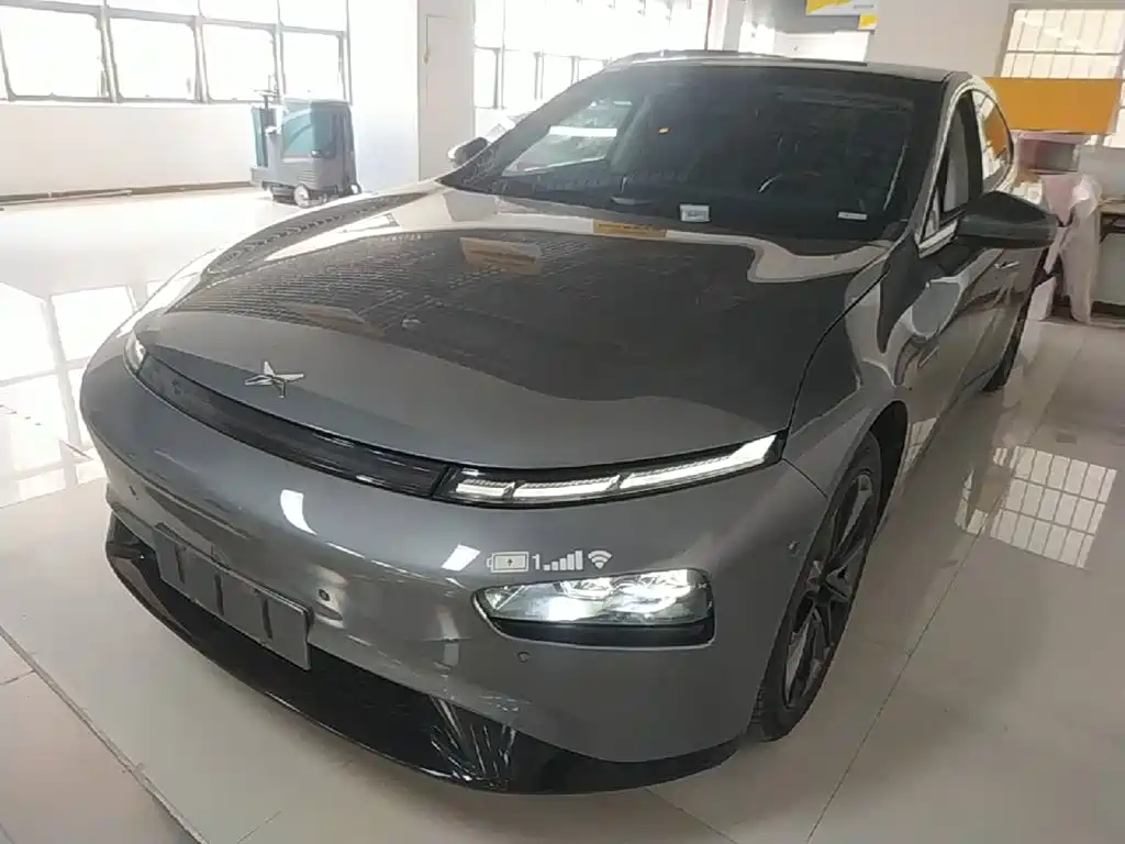 XPeng P7 — миниатюра 2