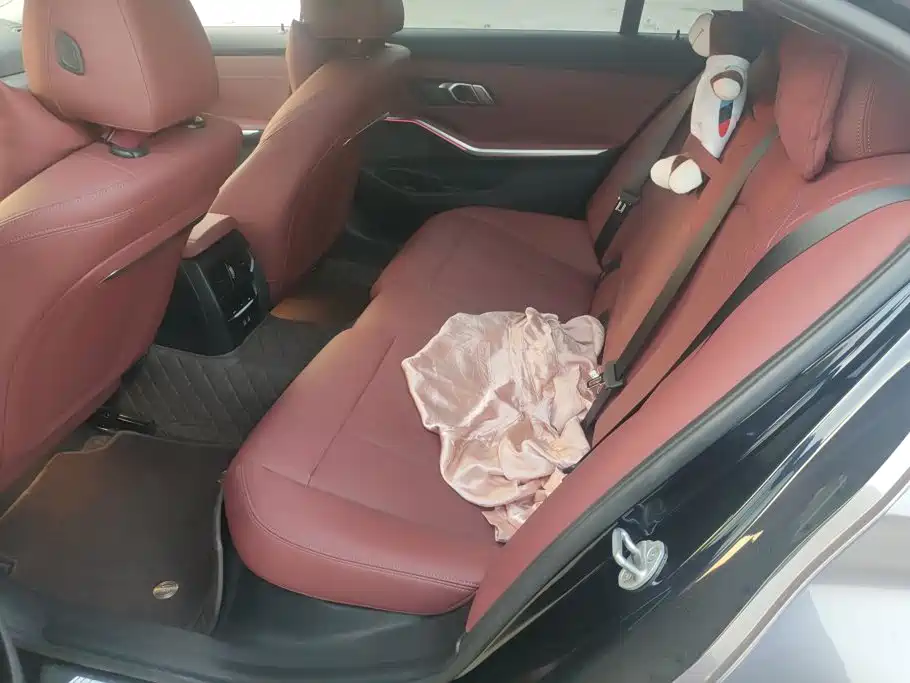 BMW 3 Series — миниатюра 11