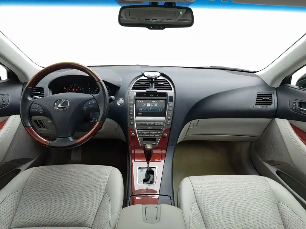 Lexus ES — миниатюра 5