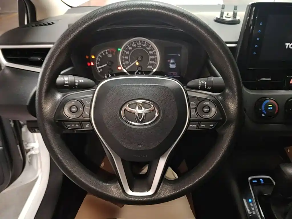 Toyota Corolla — миниатюра 11