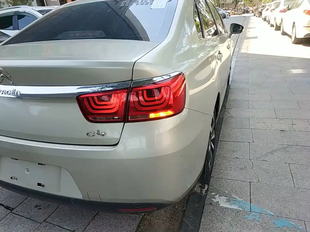 Citroen C4 — миниатюра 8