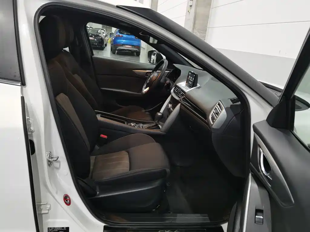 Mazda CX-4 — миниатюра 23