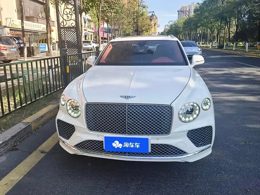 Bentley Bentayga — миниатюра 2
