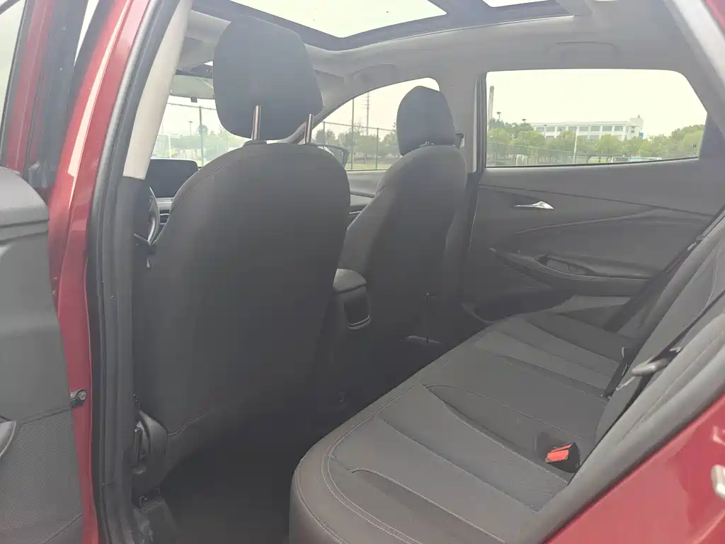 Buick Encore — миниатюра 5
