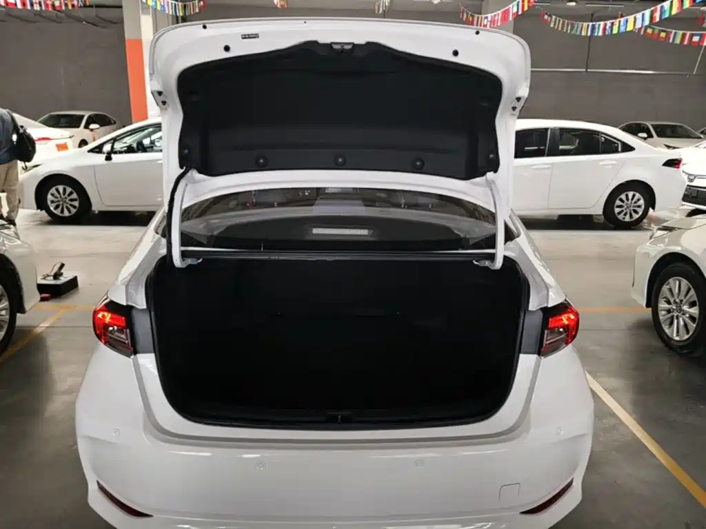 Toyota Corolla — миниатюра 19