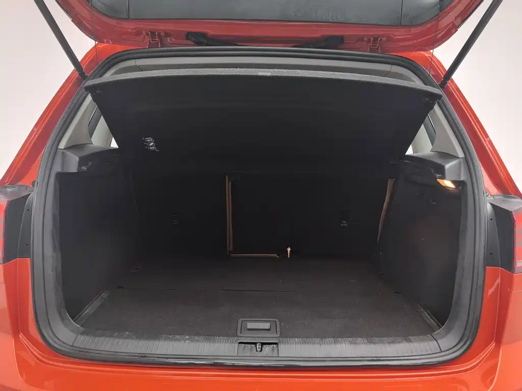 Volkswagen Golf Sportsvan — миниатюра 16