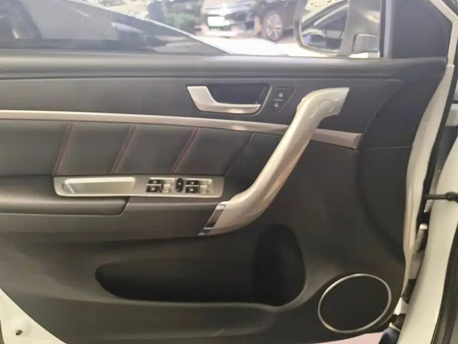 Haval M6 — миниатюра 7