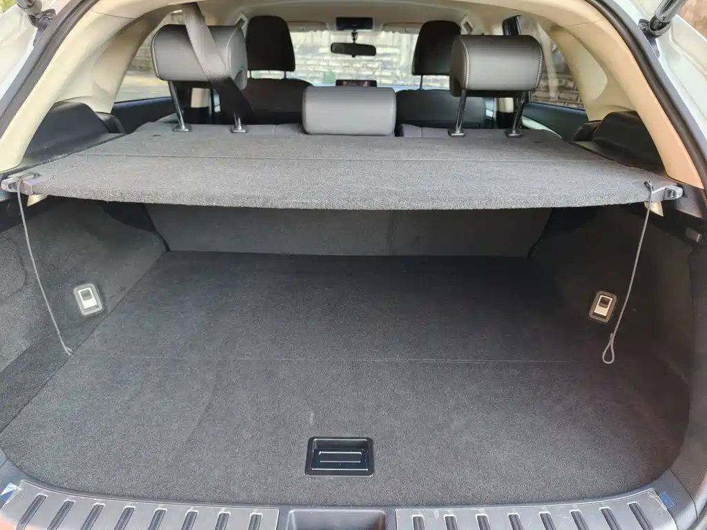 Lexus NX — миниатюра 9