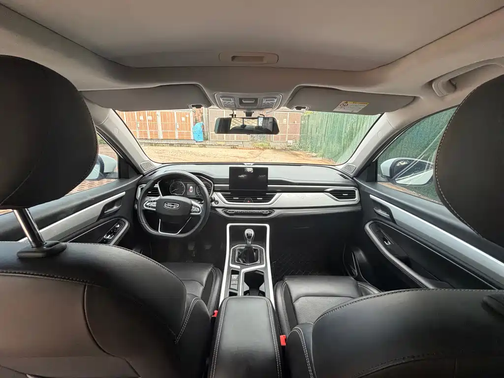 Geely Vision X6 — миниатюра 9