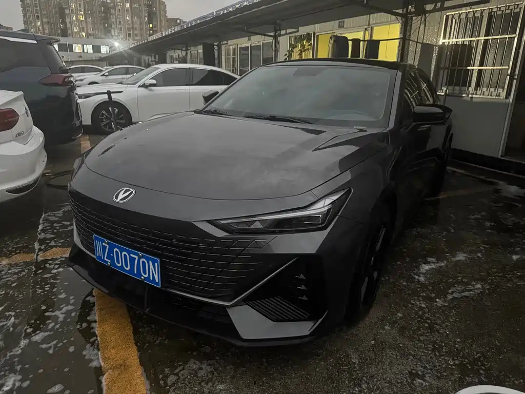 Changan UNI-V