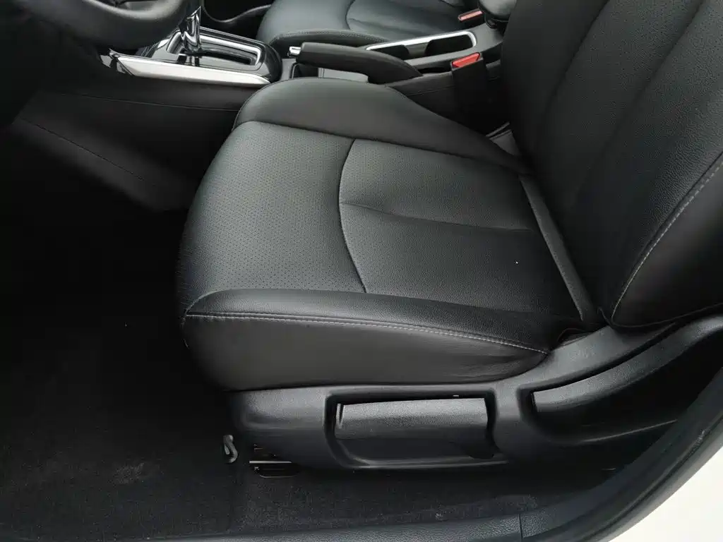 Nissan Sylphy — миниатюра 20
