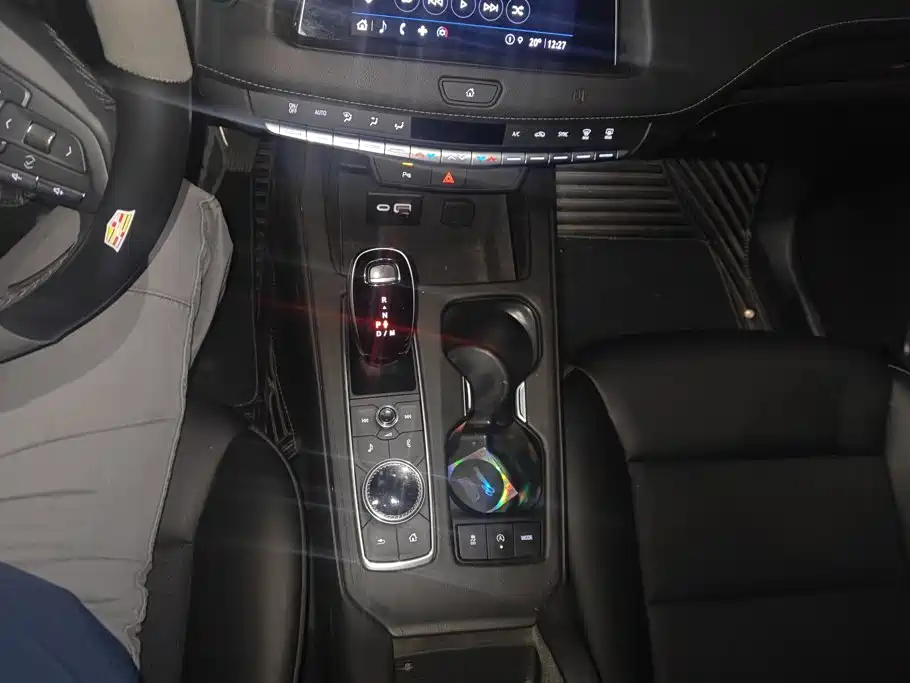 Cadillac XT4 — миниатюра 16