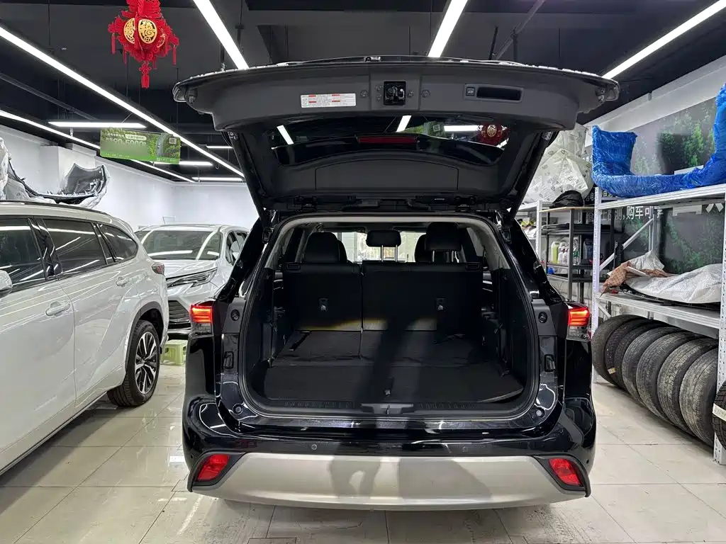 Toyota Highlander — миниатюра 20