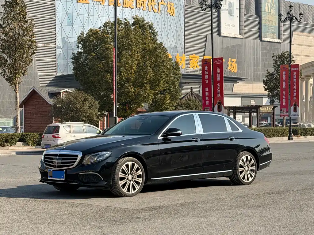 MERCEDES-BENZ E CLASS