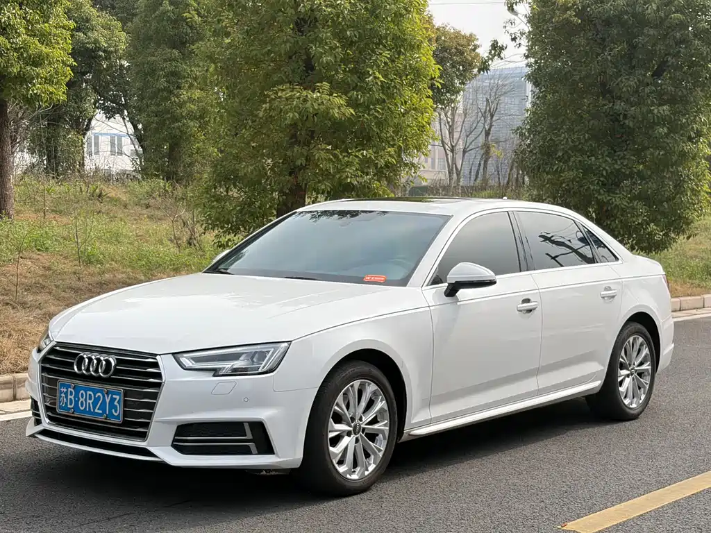 Audi A4L 2019