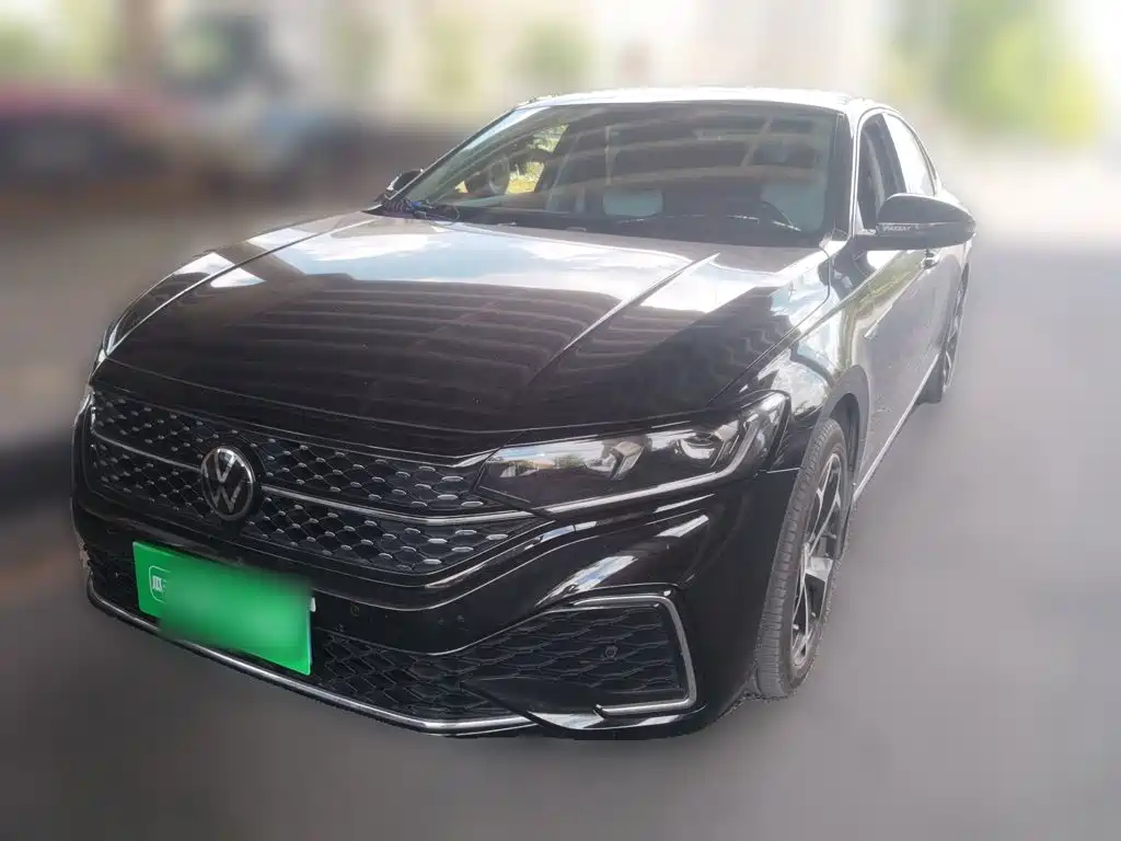 帕萨特 2024款 330TSI 星空精英版 2024