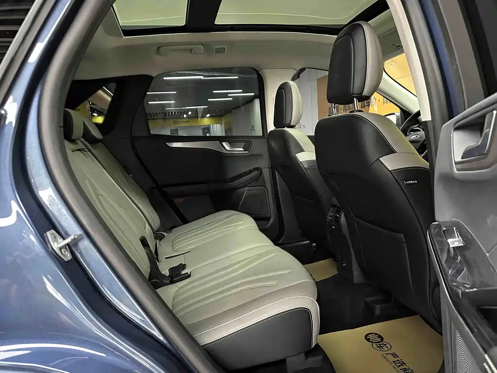 Ford Escape — миниатюра 12